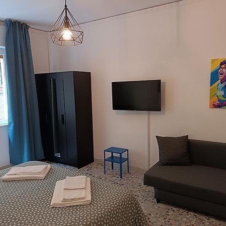 B&B Napoli Fuorigrotta Екстер'єр фото