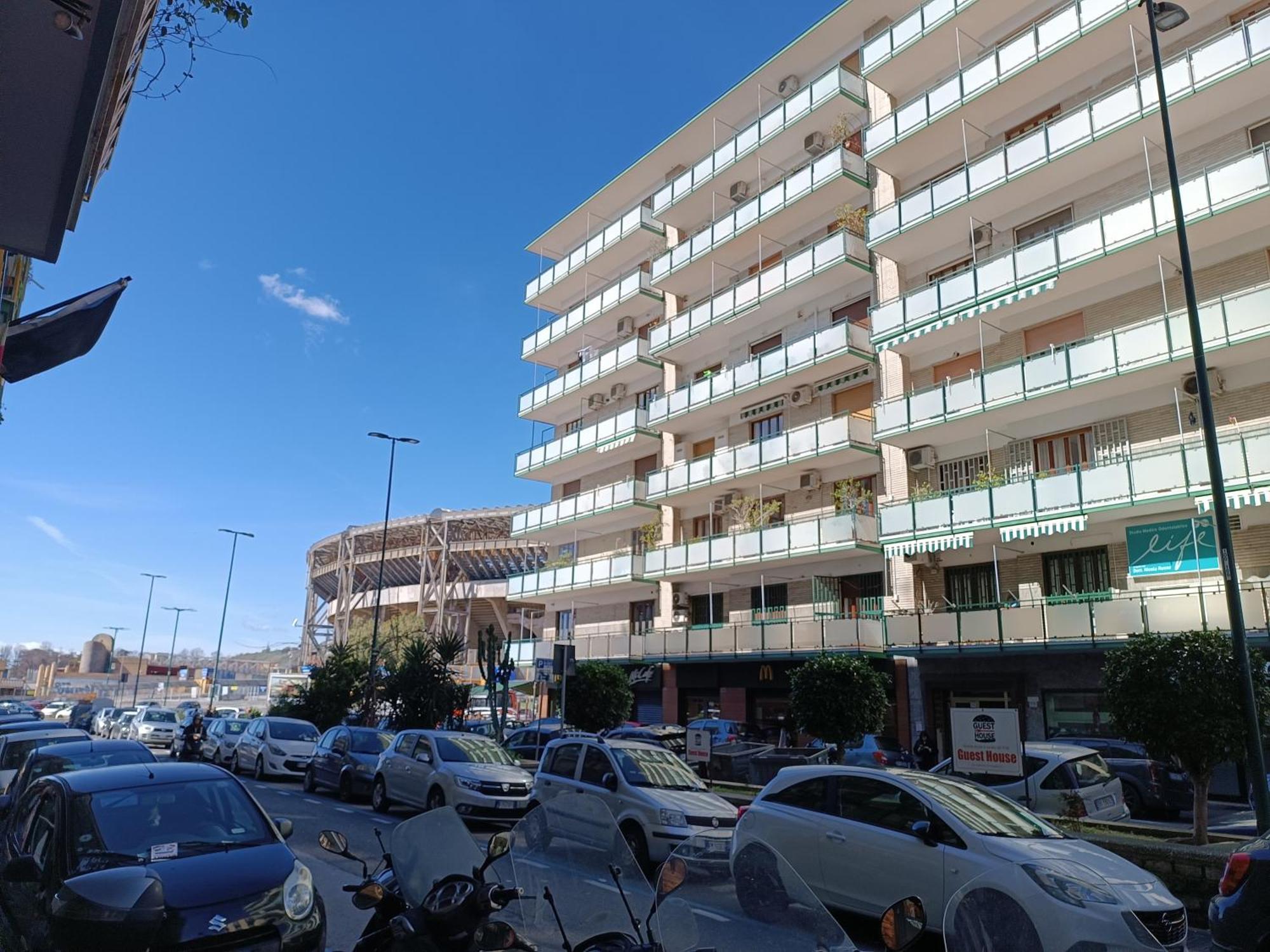 B&B Napoli Fuorigrotta Екстер'єр фото