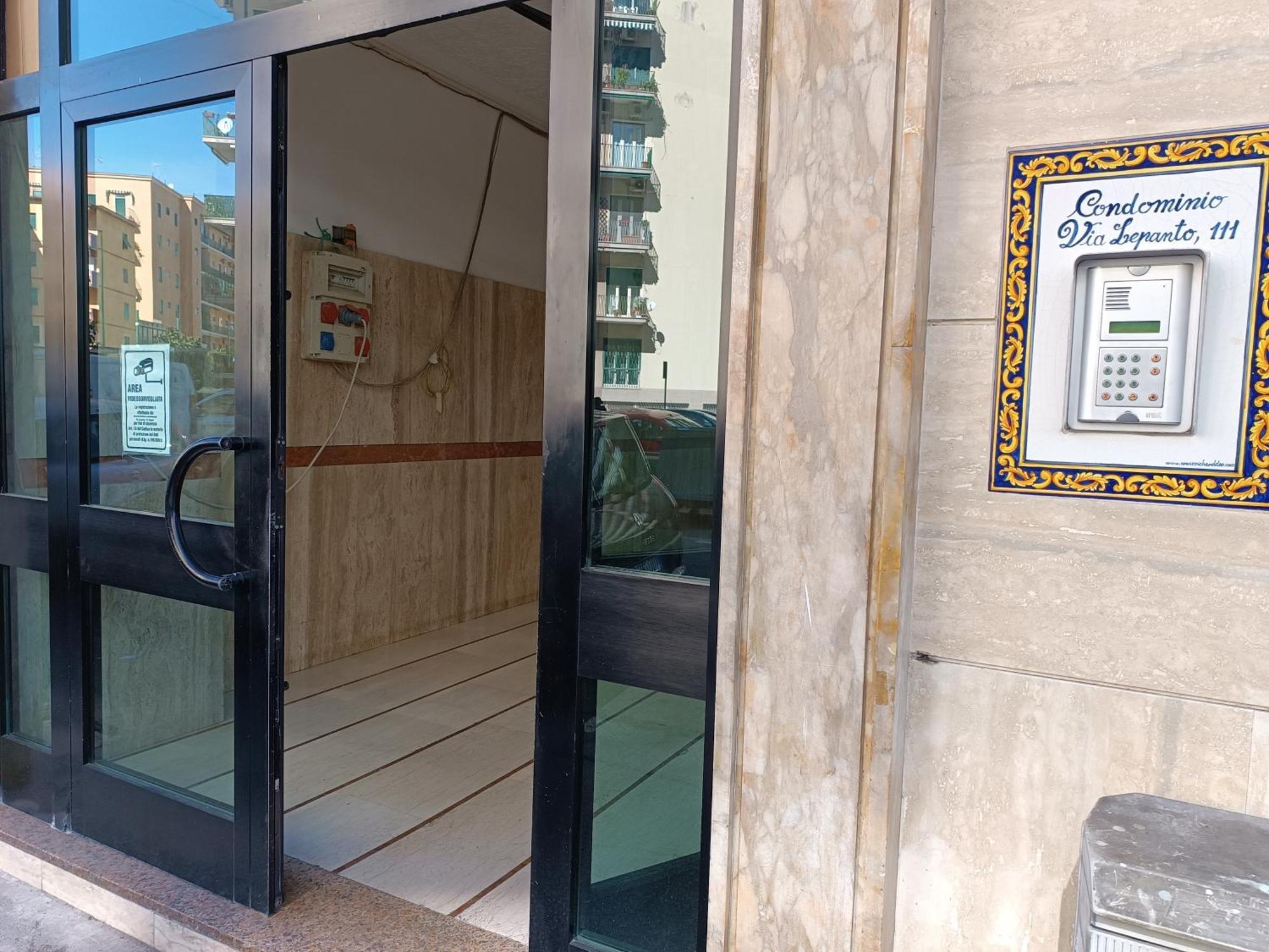 B&B Napoli Fuorigrotta Екстер'єр фото